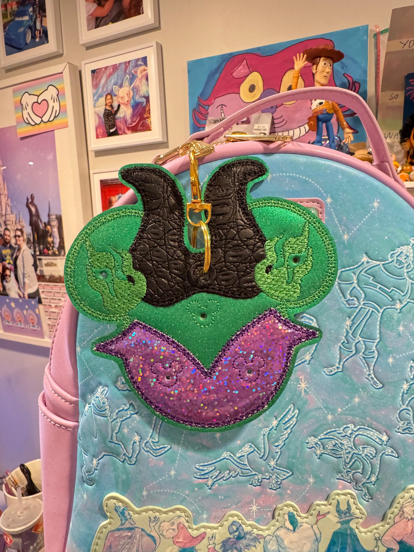 Dark Sorceress-Inspired Pin Trading Keychain | Glitter Vinyl Mouse Shape | Holds 5 Enamel Pins