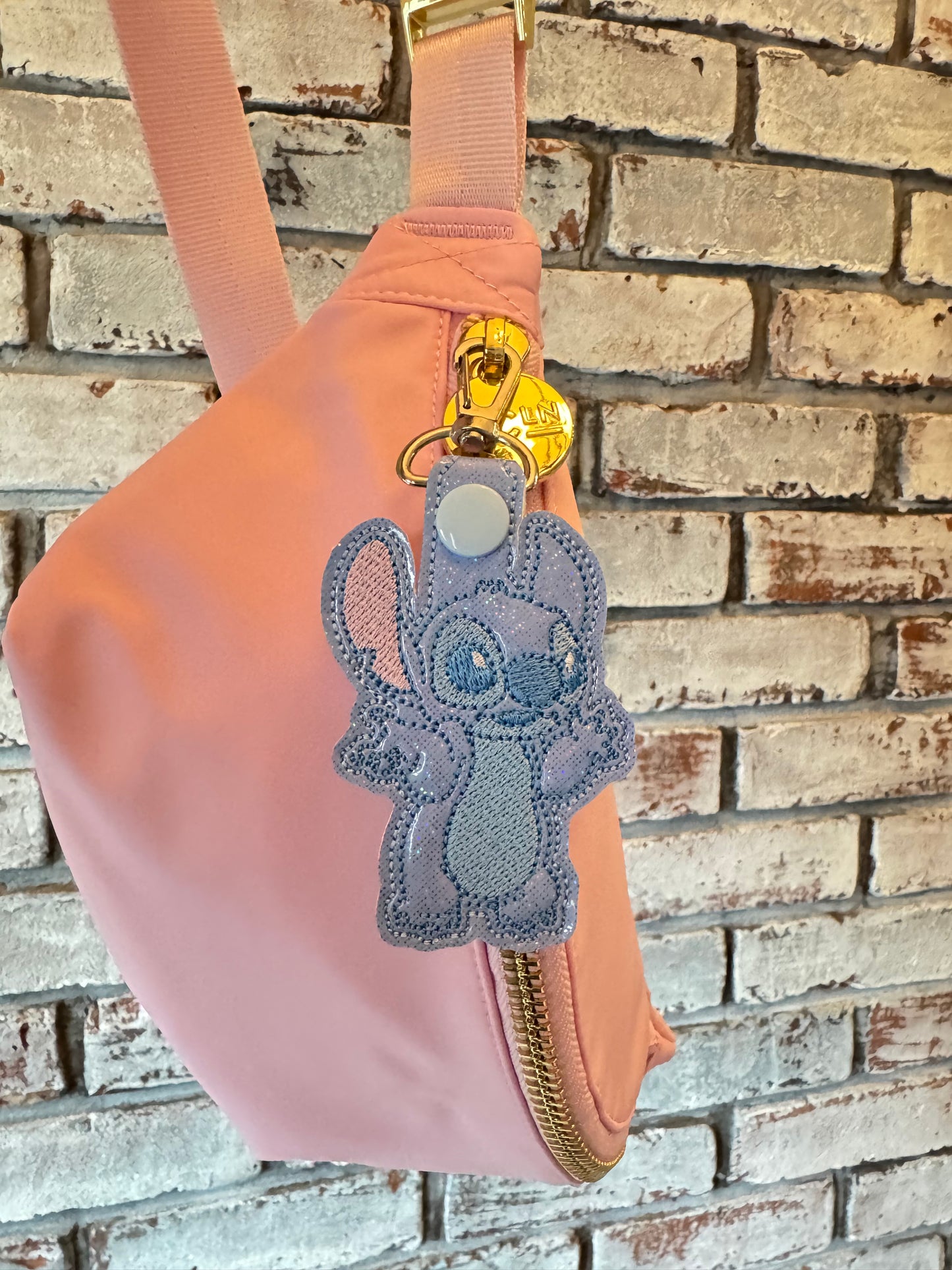 Shrug Blue Alien Snap Tab Keychain