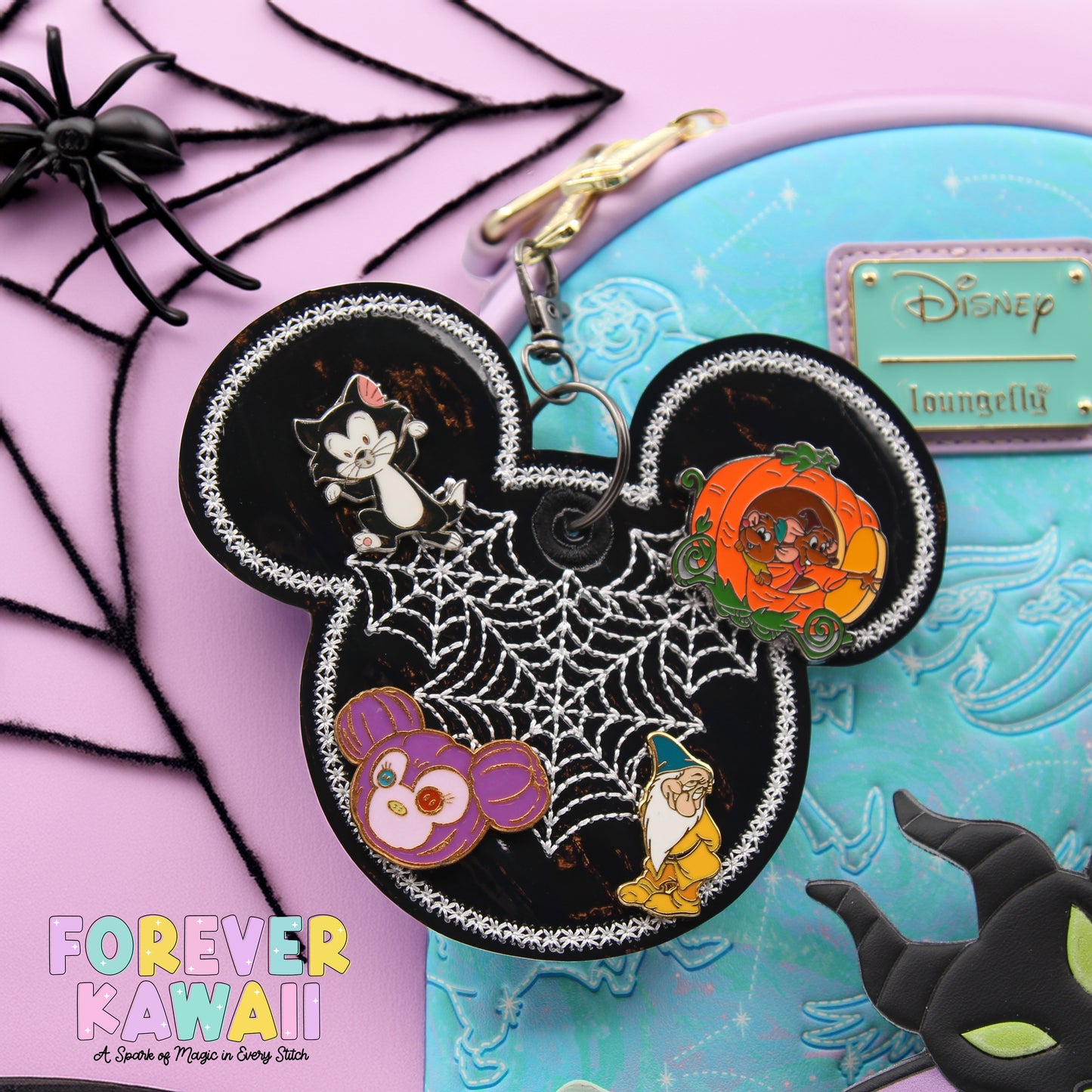 Hidden Mouse Spiderweb Pin Trading Keychain – Halloween Pin Trading Charm for Enamel Pins