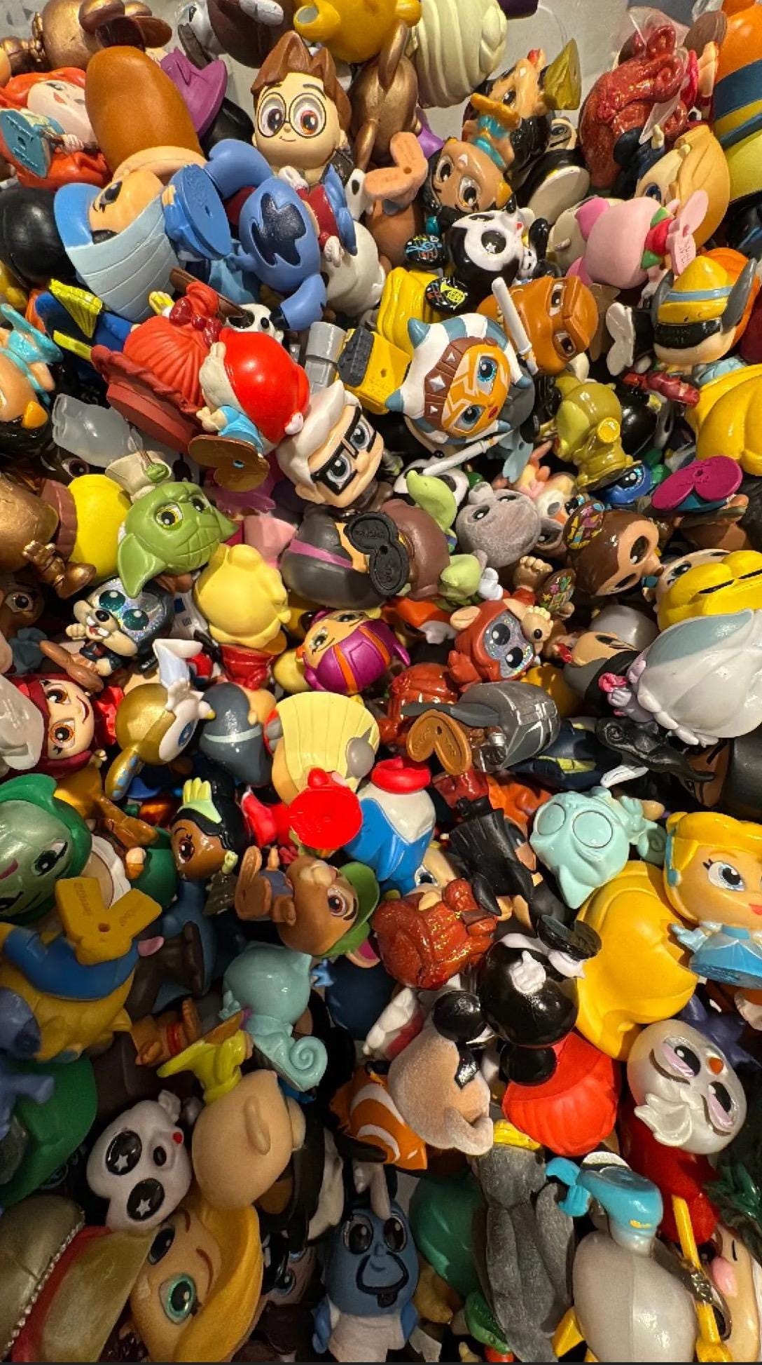 10 Mystery Scoop of Disney Doorables - Beaded Pen Making Supplies - Doorables Pen Supplies - Reseller Lot - Freebie Gifts