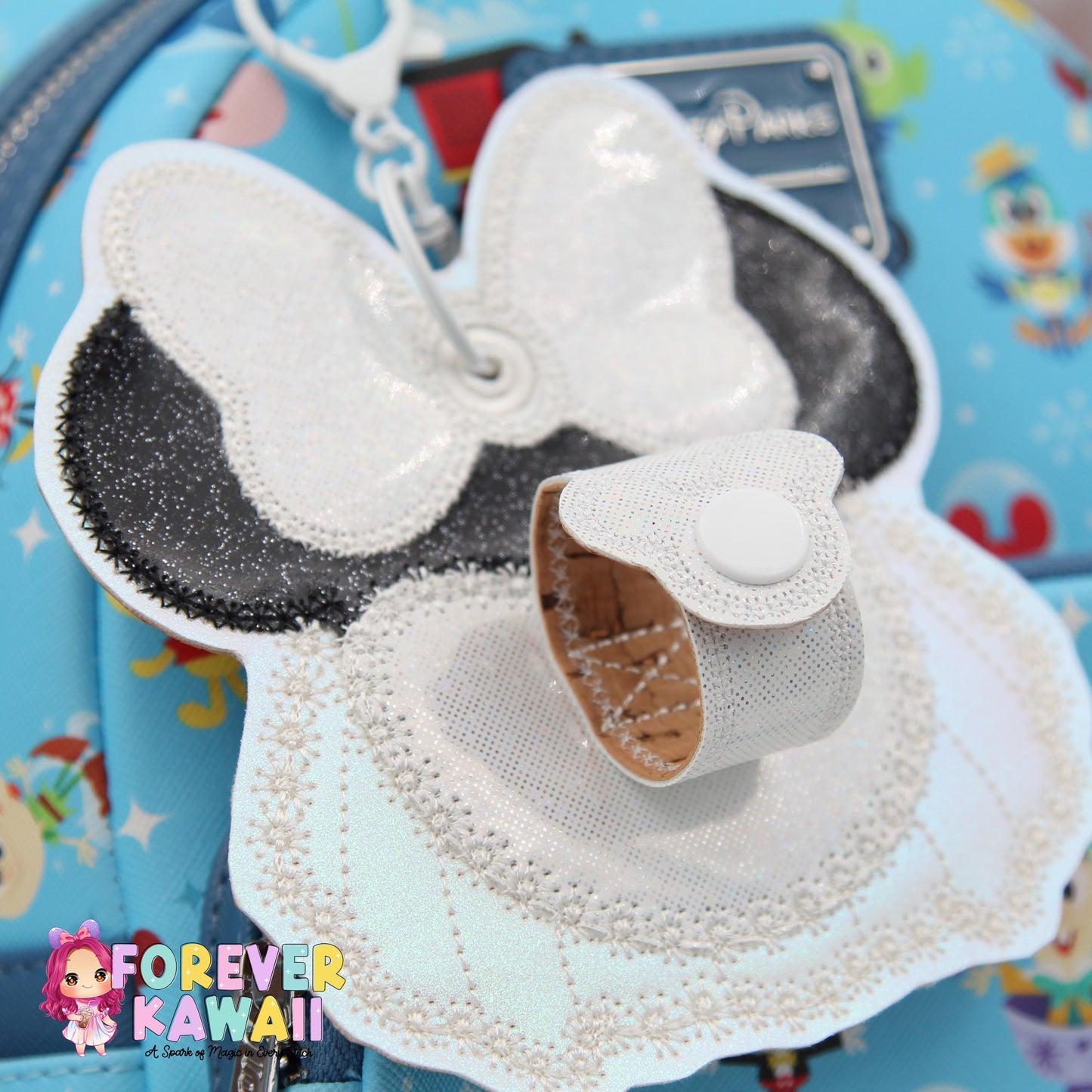 Mouse Bride Mouse Ears Holder – Bridal Mouse Ears Clip, Park Ears Holder, Secure Your Park Ears, Hat, Sunglasses, Magical Wedding Gift
