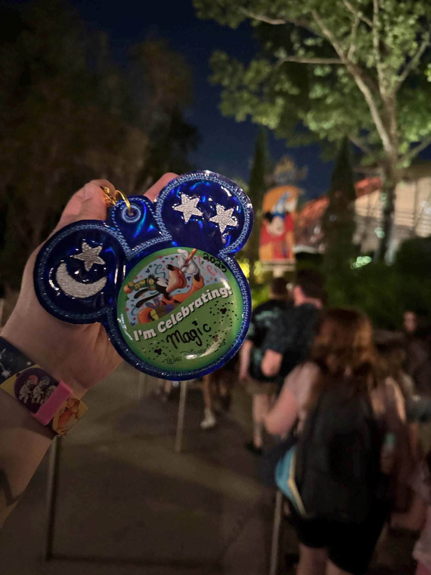 Sorcerer Mouse Button Holder – 3” Celebration Button Backer – Keychain & Badge Clip – Park Button Accessory – Backpack Charm - Park Bag
