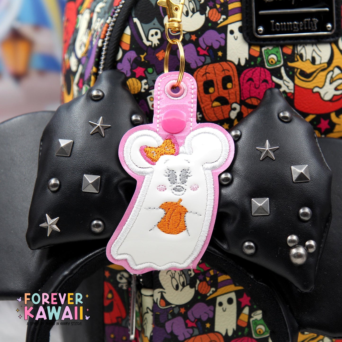 Minnie Ghost Ear Holder Keychain – Pink Sparkle Mouse-Shaped Park Ears & Button Accessory