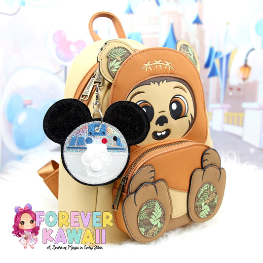 R2D2 Mouse Ears Holder Keychain – Galaxy Hat Holder | Sunglasses Holder | Star Wars Ear Holder | Mouse Ears Headband Holder